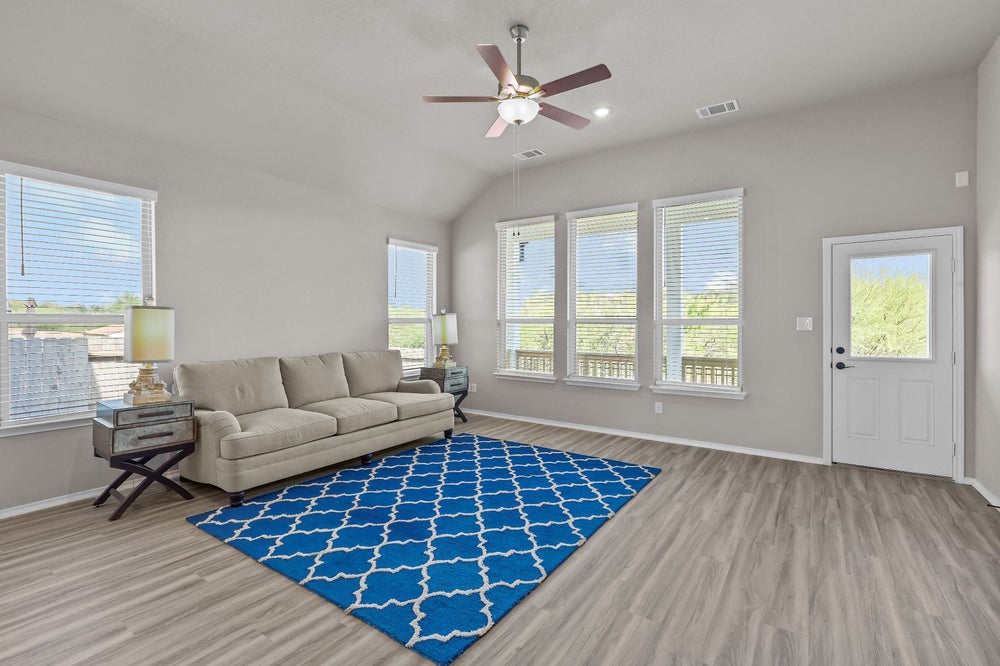 New Home in Cibolo, TX.  - Slide 17