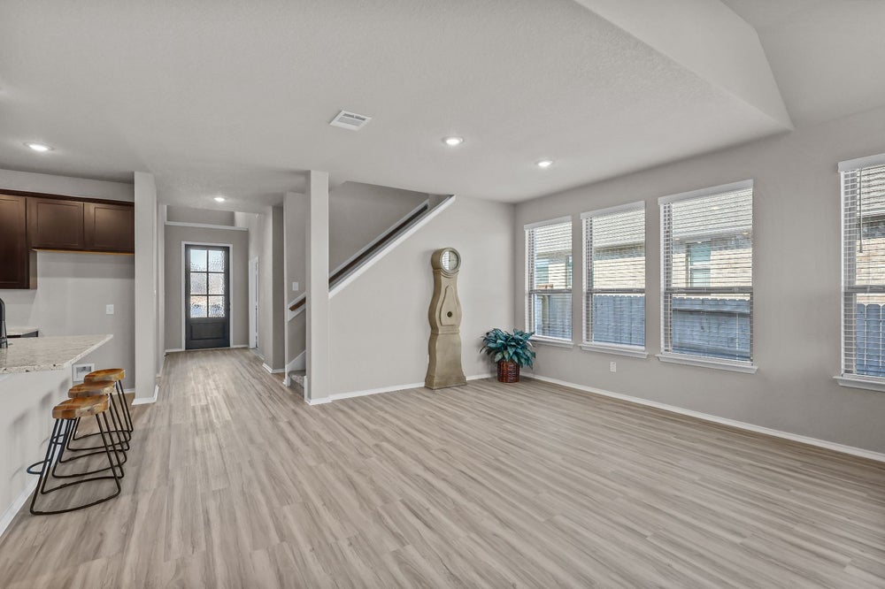 4br New Home in Cibolo, TX.  - Slide 19