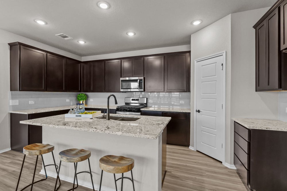 New Home in Cibolo, TX.  - Slide 11