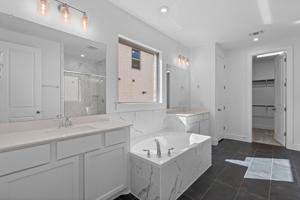 4br New Home in Georgetown, TX.  - Slide 27